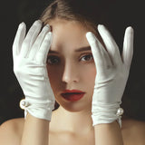 Flytonn-Pearl Wedding Gloves Elegant Vintage Bridal Wedding Dress White Short Gloves