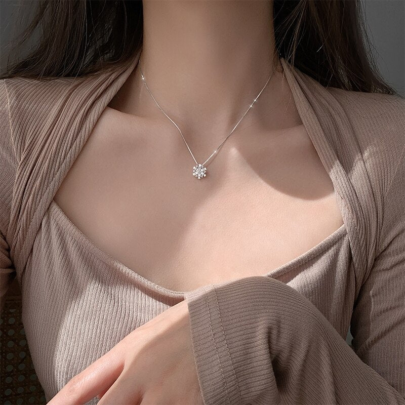 Flytonn 2022 New Korean Fashion Snowflake Pendant Necklace Ladies Exquisite Sweet Zirconia Snake Chain Girls Ladies Y2k Jewelry Gifts