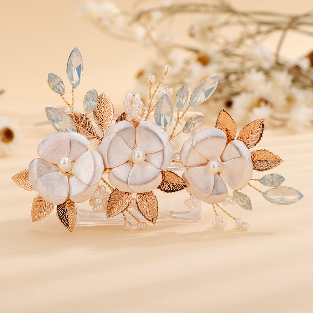 Flytonn  Gold Flower Rhinestone Bridal Hair Comb Pearl Leaves Women Wedding Head Jewelry Accessories Silver Handmade Headpiece for Bride