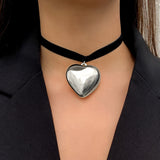 Flytonn-Melanie Velvet Big Heart Pendant Choker Necklace